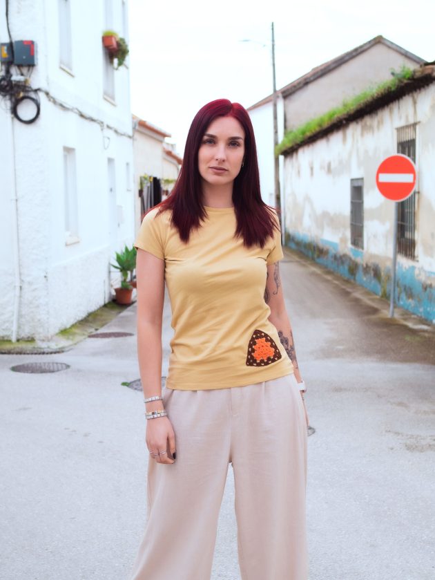 Tshirt Bege Croché - Image 2