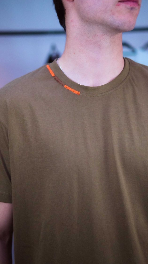 Tshirt Verde Bordada